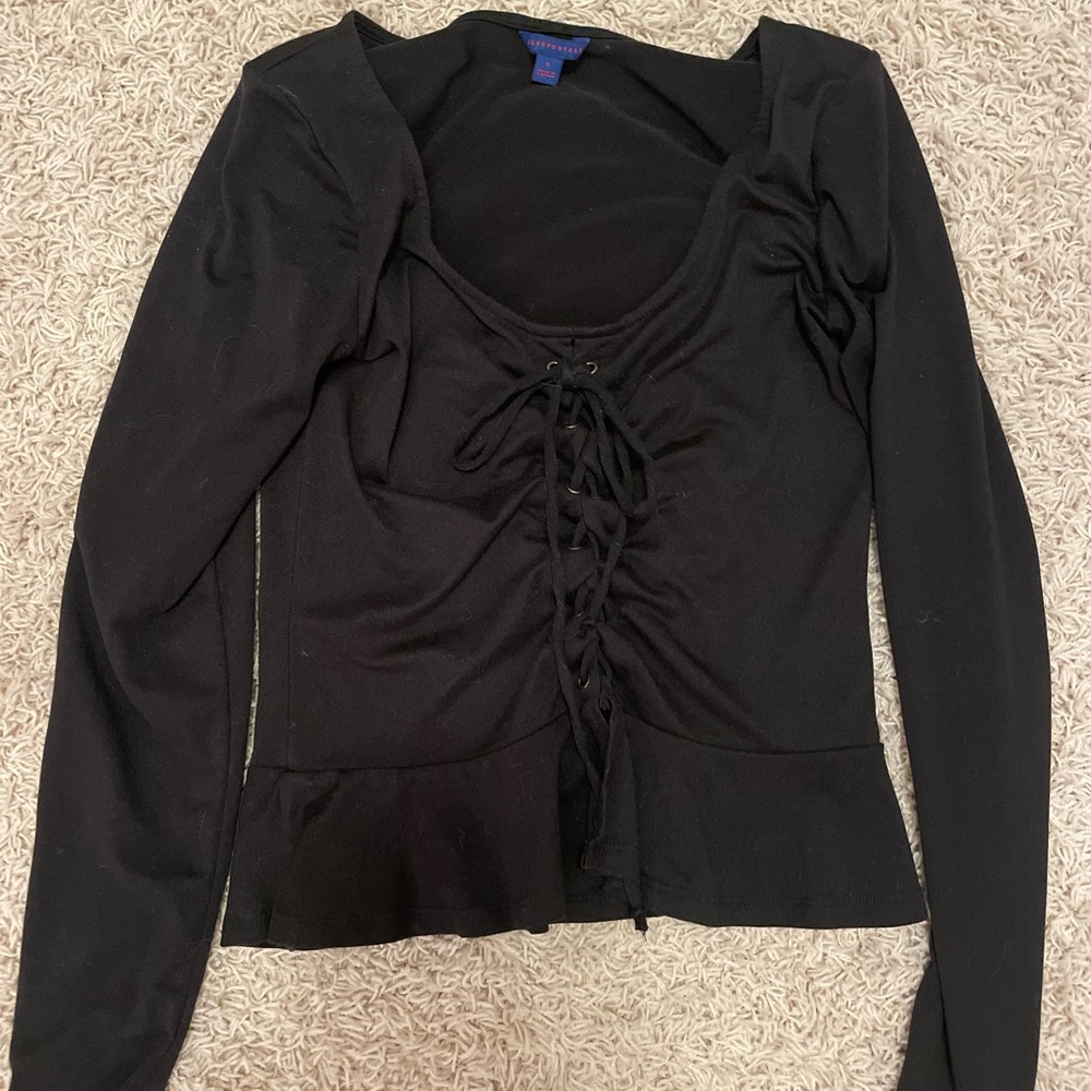 Long sleeve Aeropostale crop top